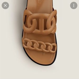 BNIB Authentic Hermes EXTRA sandal in Natural color SZ. 36 - SS 2022
